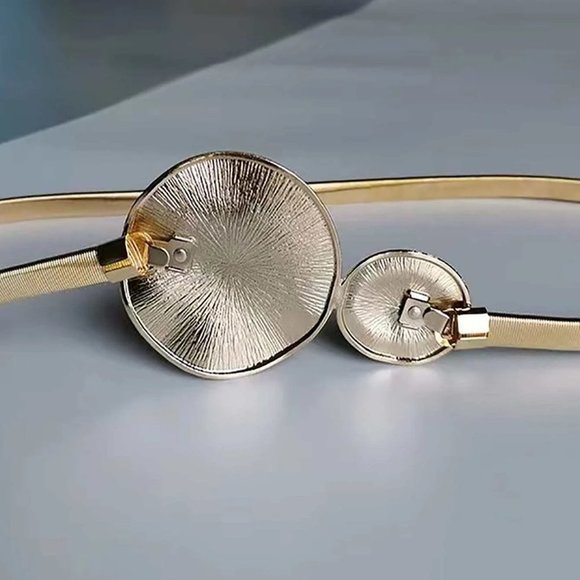 Gold Boho Womens Textured Metal Round Buckle Belt - Picture 3 of 4